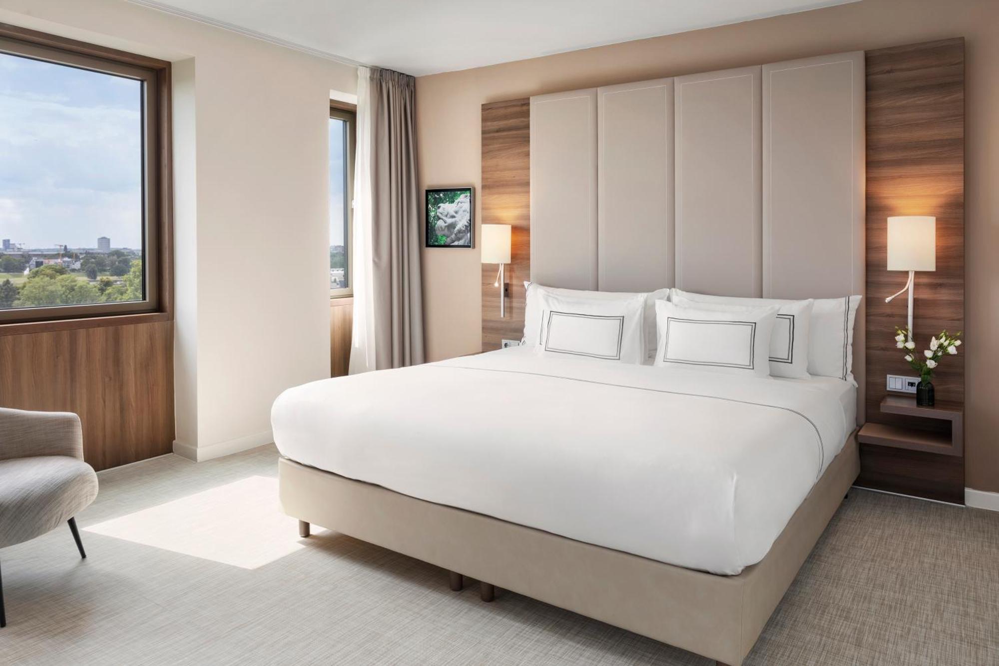 Melia Dusseldorf Hotel Luaran gambar
